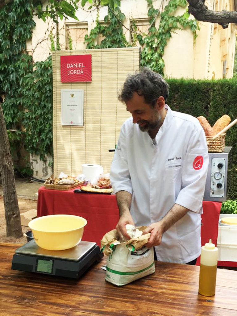 Daniel Jordà preparing to teach pizza dough workshop at 2021 OríGenes Gastronomic Festival